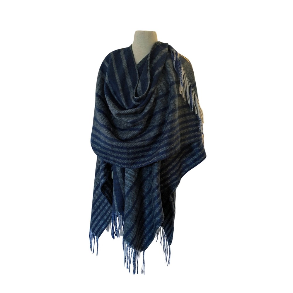 Woolrich Poncho Women One Size Navy Grey Striped Fringe Wrap Cape Shawl‎